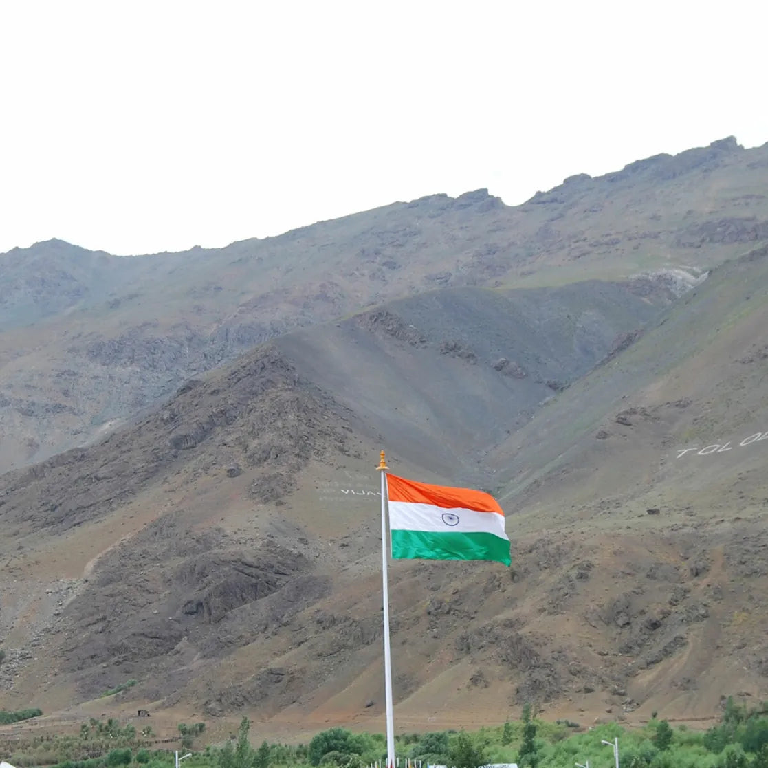 TFS-GIA-ET-20×30-EYE-India-Kargil-b-1200×1200