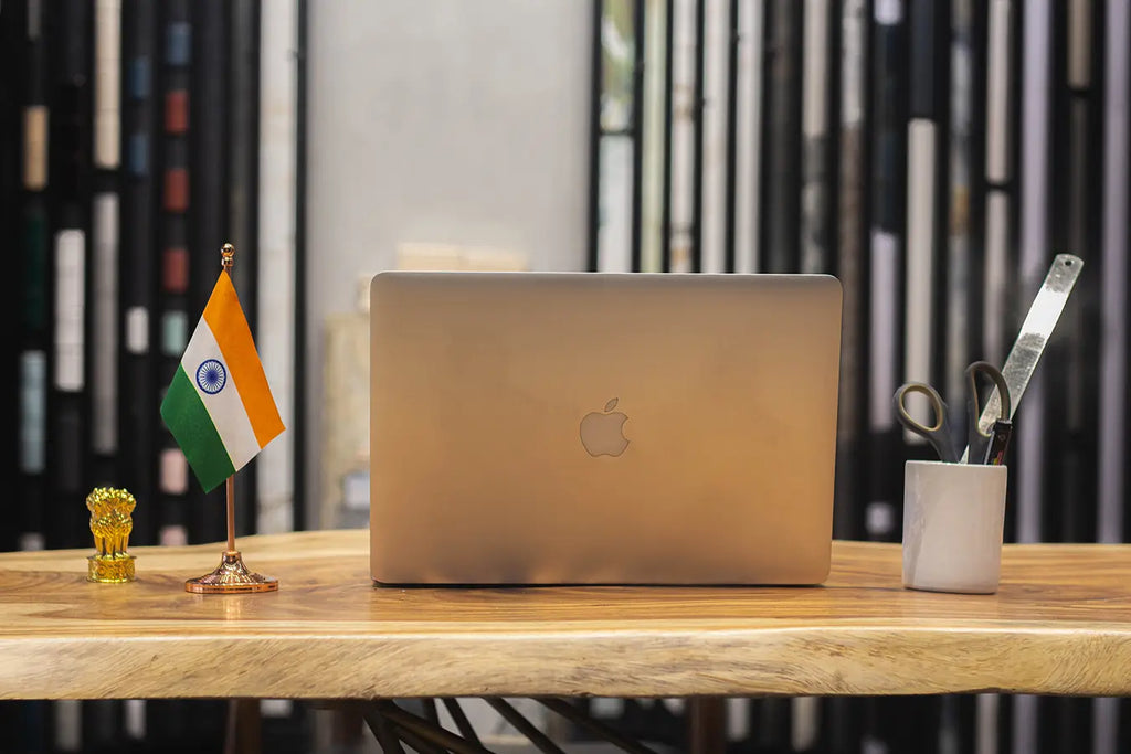 Indian Table Flag of 4in x 6in With A Heavy Plastic Base