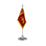 Sri Lanka Table Flag of 4in x 6in With A Heavy Plastic Base